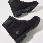 W 9 / Black